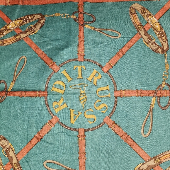 Trussardi Paris Handkerchief 20x20 inches - Picture 4 of 7